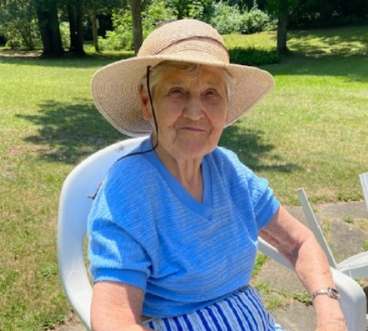Sister Edna photo
