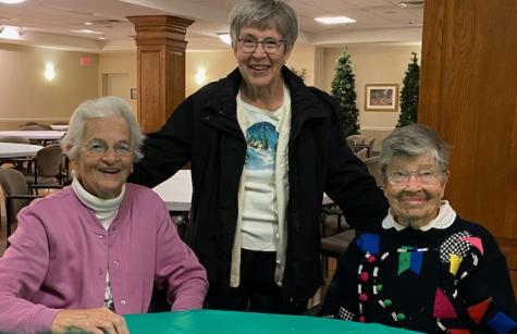 Sisters Lucy Giacchetti, Lorrita Verhey, Julice Bots