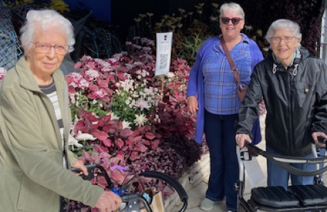 Sisters Katharine Reiter and Rosalie Reitzel pose with Anne MacNeil (in blue) photo of Sisters Katharine Reiter and Rosalie Reitzel pose with Anne MacNeil (in blue)